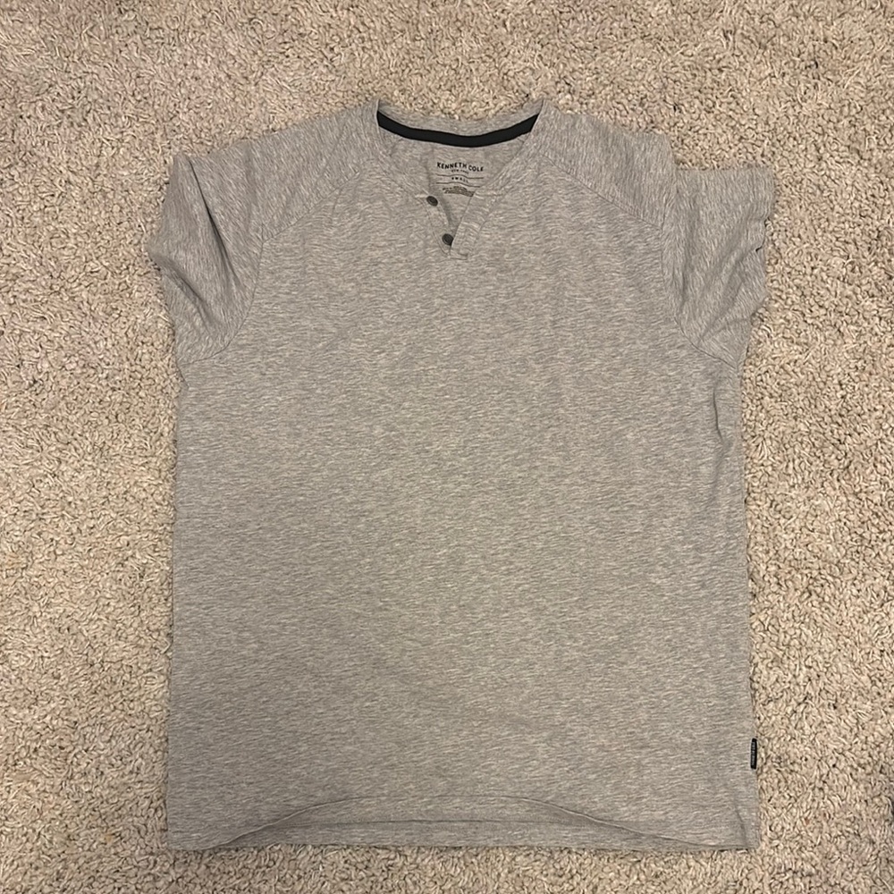 * Kenneth Cole | Gray Short Sleeve Tee 👾